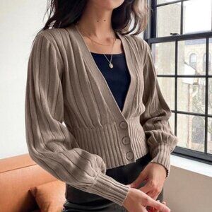 Aritzia • Wilfred Plunge Front Beige Tan Taupe Wool Cotton Cropped Cardigan • S